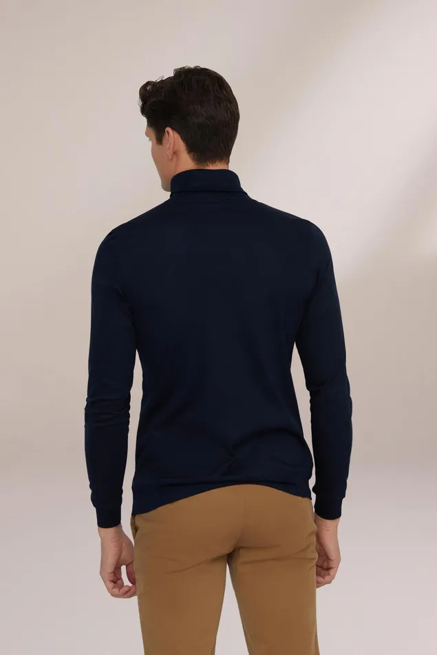 Van Laack Sweaters and Cardigans Men Longsleeve Swiss Cotton Jersey Crew Neck TShirt Navy Van Laack Sweaters and Cardigans Men Longsleeve Swiss Cotton Jersey Crew Neck TShirt Navy