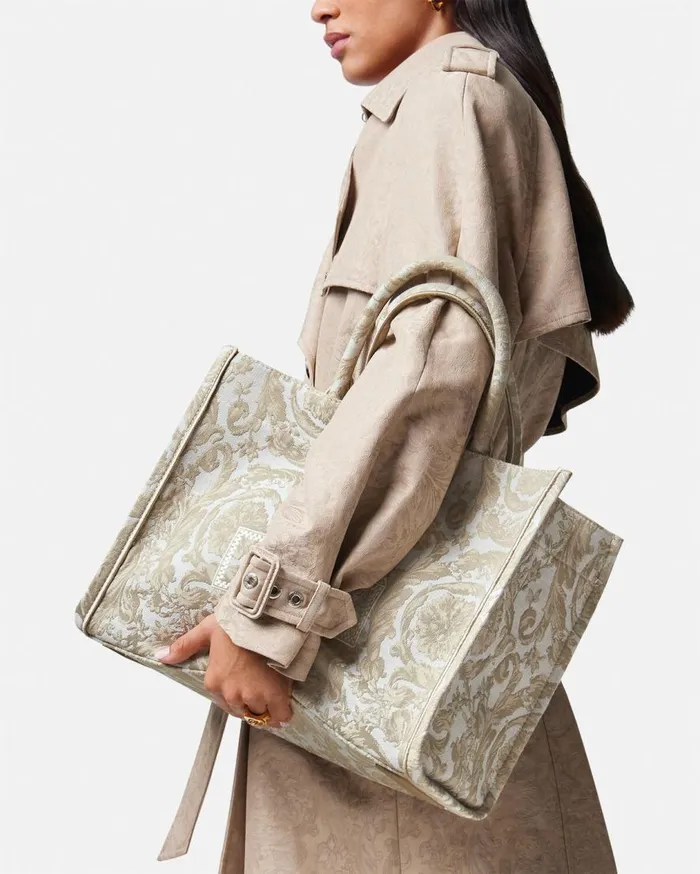 Versace Totes Barocco Athena Medium Tote Bag Beigeprint 8211 WomenMen Versace Totes Barocco Athena Medium Tote Bag Beigeprint 8211 WomenMen