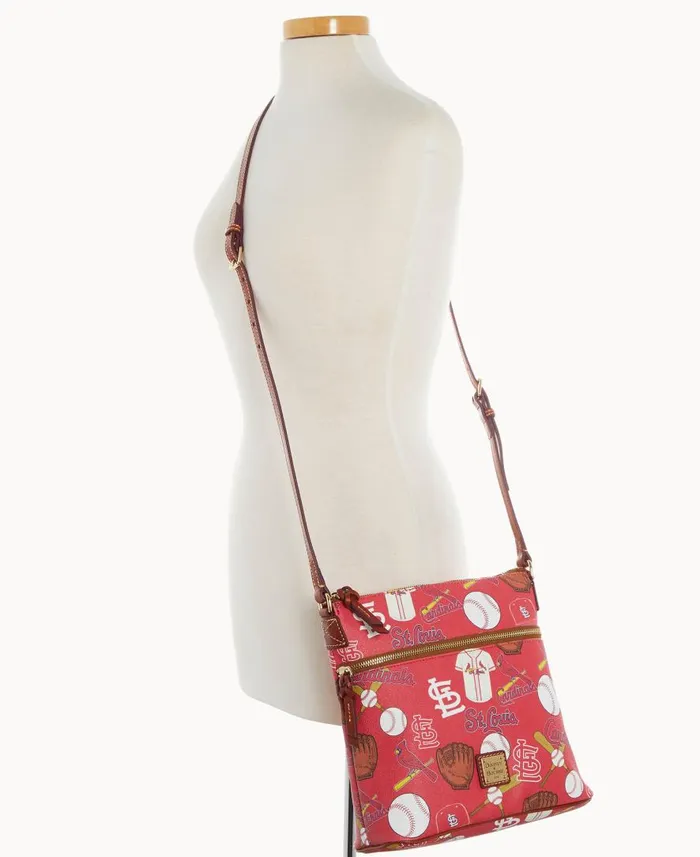 Woman MLB Cardinals Crossbody Cardinals Dooney and Bourke Crossbodies Woman MLB Cardinals Crossbody Cardinals Dooney and Bourke Crossbodies