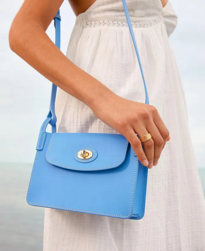 Woman Sweety Leather Pinky Bag Dove Dooney and Bourke Shoulder Bags Woman Sweety Leather Pinky Bag Dove Dooney and Bourke Shoulder Bags