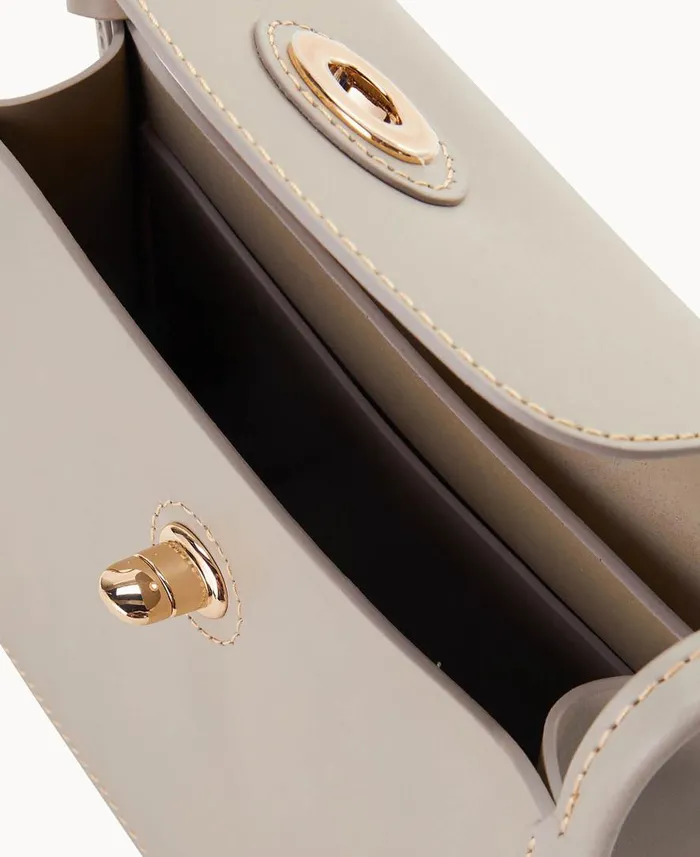 Woman Sweety Leather Pinky Bag Dove Dooney and Bourke Shoulder Bags Woman Sweety Leather Pinky Bag Dove Dooney and Bourke Shoulder Bags