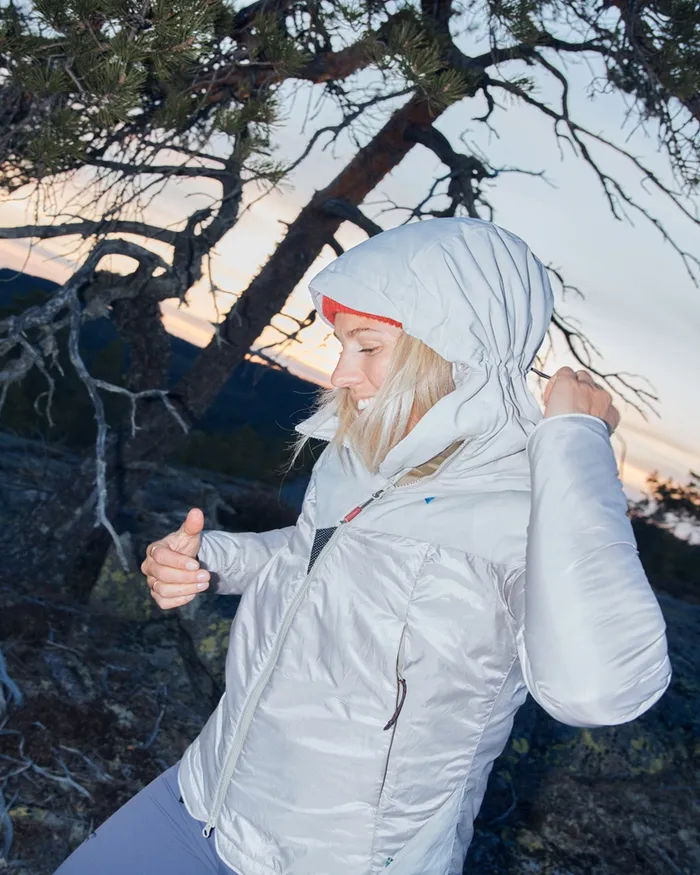 Women Alv Primaloft Hooded Jacket Silver Creme Klttermusen Down and Insulated Jackets