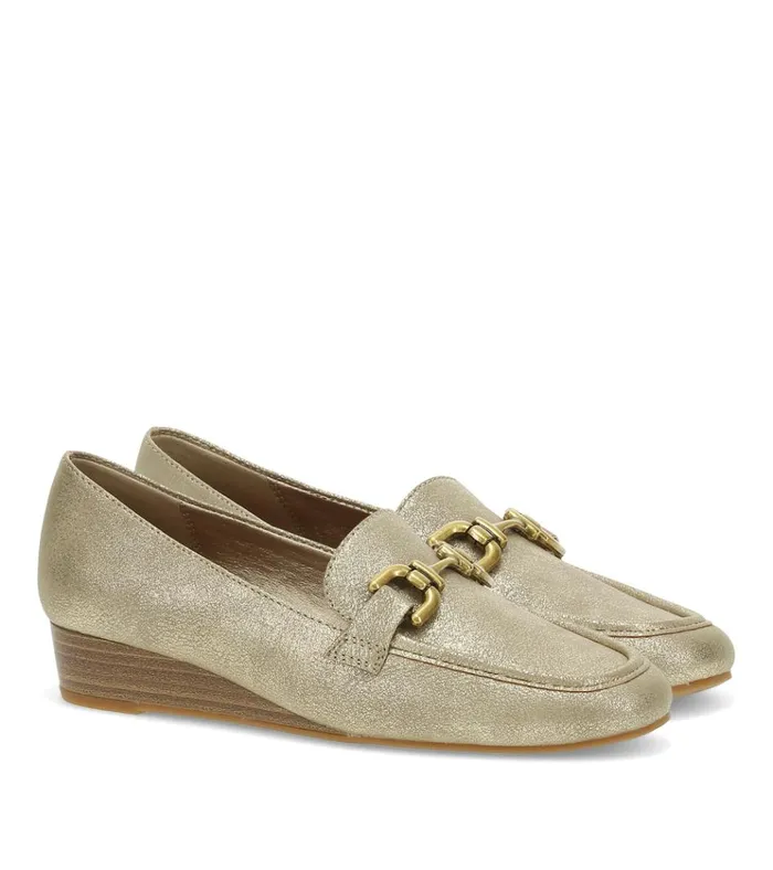 Women Caddie Loafer Light Champagne Baretraps Flats and Loafers