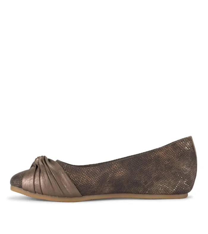 Women Chainey Casual Flat Taupe Metallic Baretraps Flats and Loafers