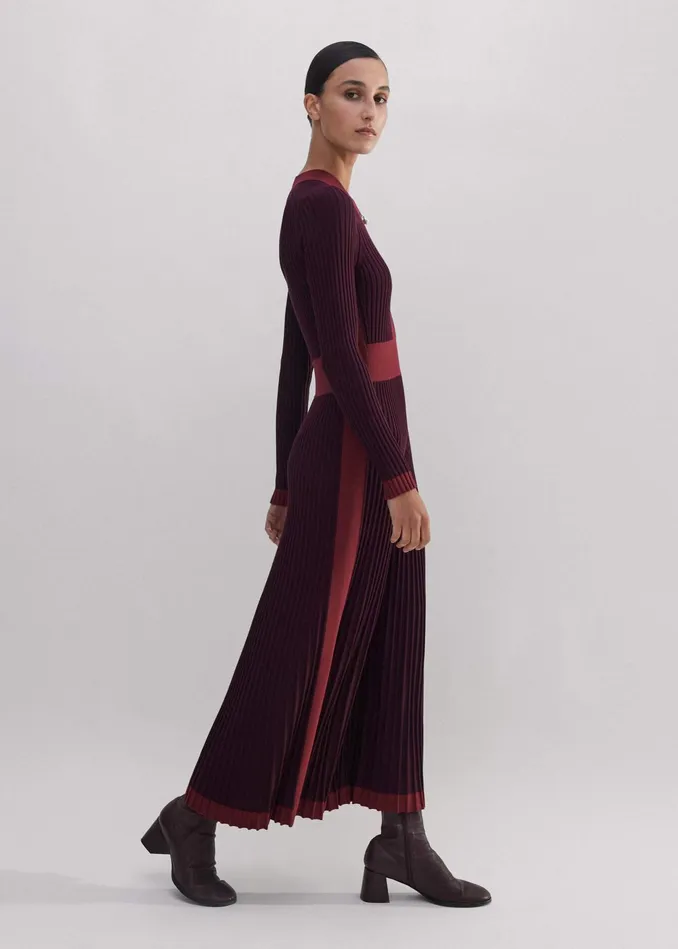 Women Contrast Panel Pearl Zip Maxi Dress Intense Merlotintense Red MEEM