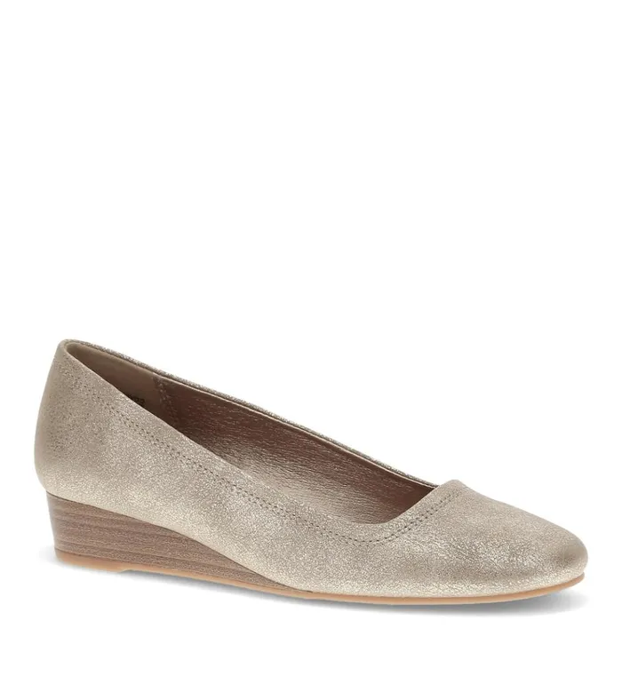 Women Covette Wedge Slip On Light Champagne Baretraps Dress Shoes