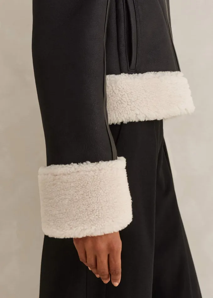 Women Crop Aviator Jacket Blackcream MEEM