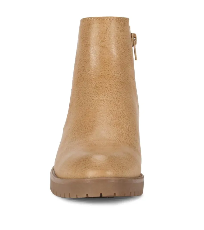 Women Daytona Chelsea Boot Sand Baretraps Booties