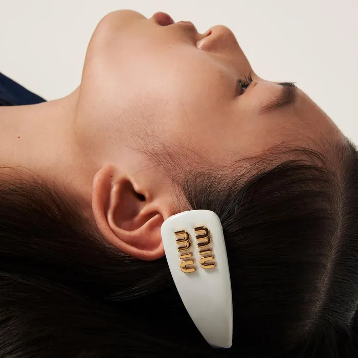 Women Headbands And Hair Accessories Miu Miu Patent Leather Hair Clip White Women Headbands And Hair Accessories Miu Miu Patent Leather Hair Clip White