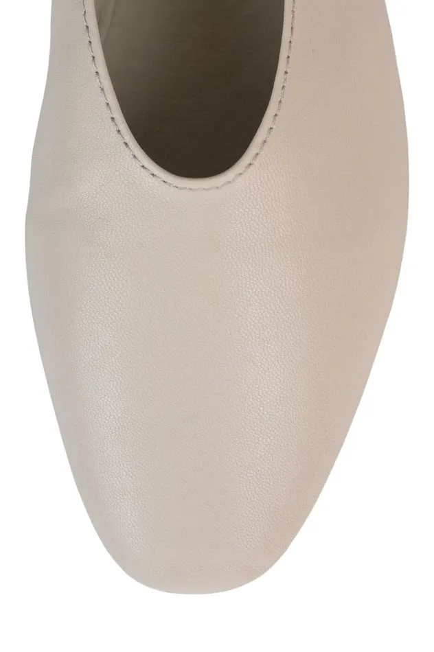 Women Jeffrey Campbell Ballet and MaryJane Romp