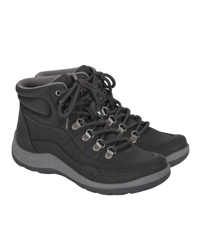 Women Kamber LaceUp Hiking Boot Black Baretraps Booties