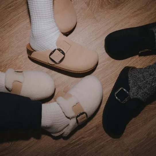 WomenKids039 SOCIAL TAN SUEDE Tan Suede Steve Madden Slides WomenKids039 SOCIAL TAN SUEDE Tan Suede Steve Madden Slides