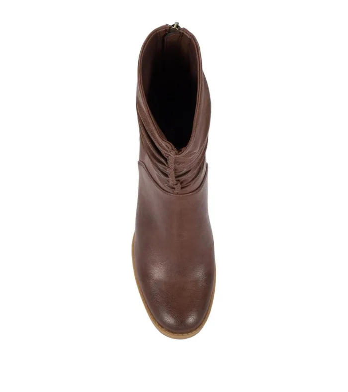 Women Leslie Block Heel Slouch Boot Brush Brown Baretraps Booties
