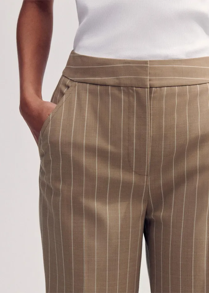 Women Lightweight Pinstripe Slim Crop Pant Caramel MEEM