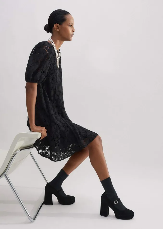 Women Lined Lace Mini Dress Black MEEM
