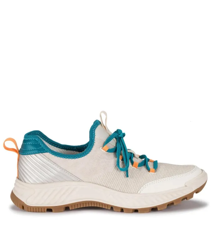 Women Malina Sneaker Cream Baretraps Flats and Loafers