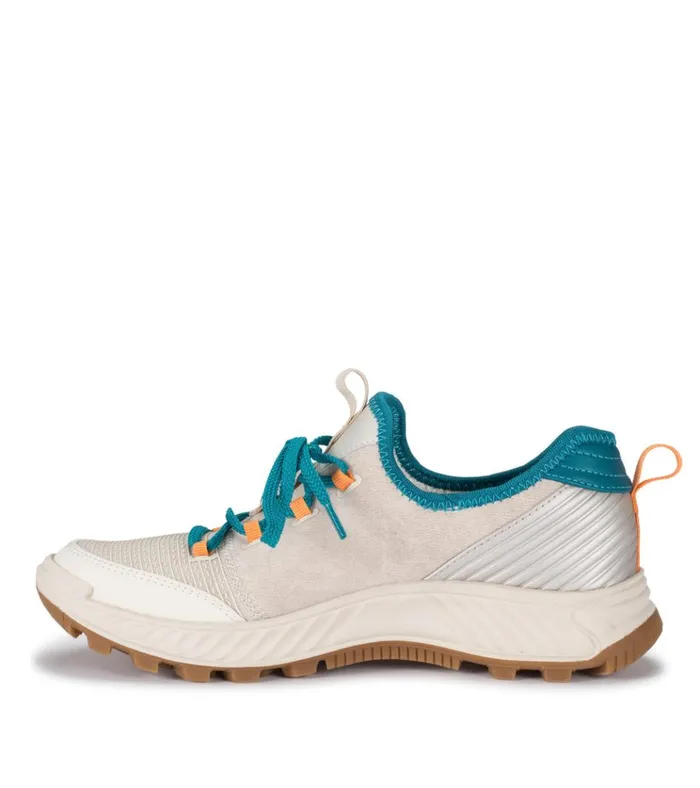 Women Malina Sneaker Cream Baretraps Flats and Loafers