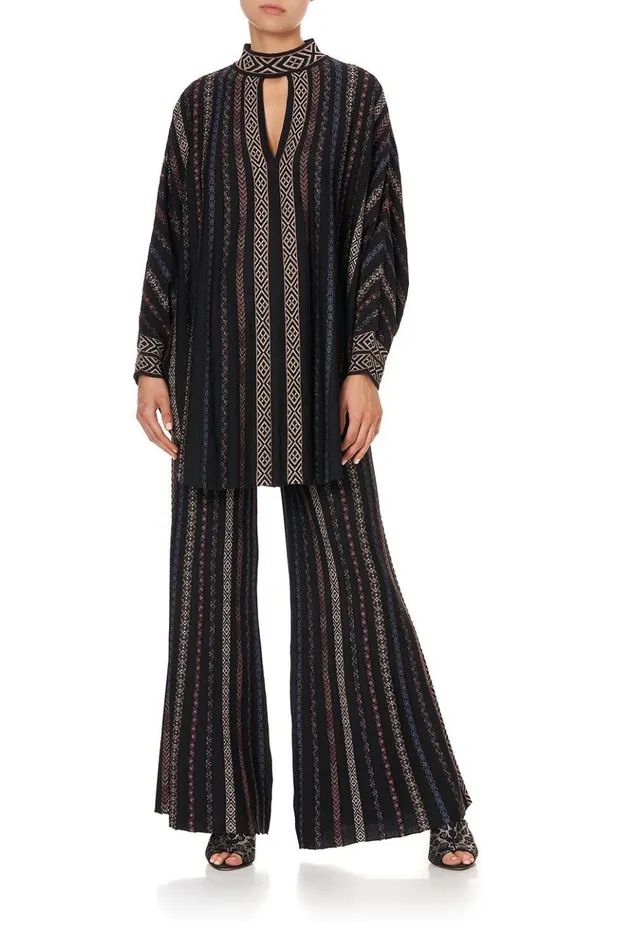 Women Mini Dresses Camilla Knitted Kaftan With Neckband Swinging Sixties
