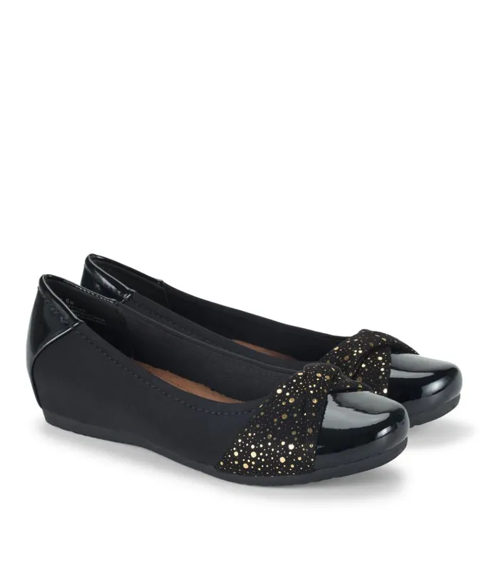 Women Mitsy Casual Flat Black Patent Baretraps Flats and Loafers