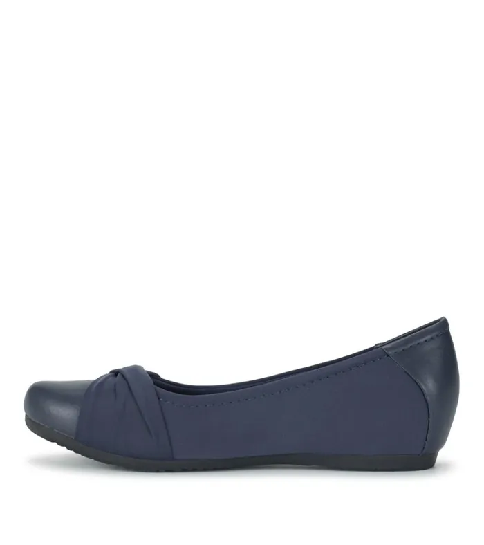 Women Mitsy Casual Flat Navy Baretraps Flats and Loafers
