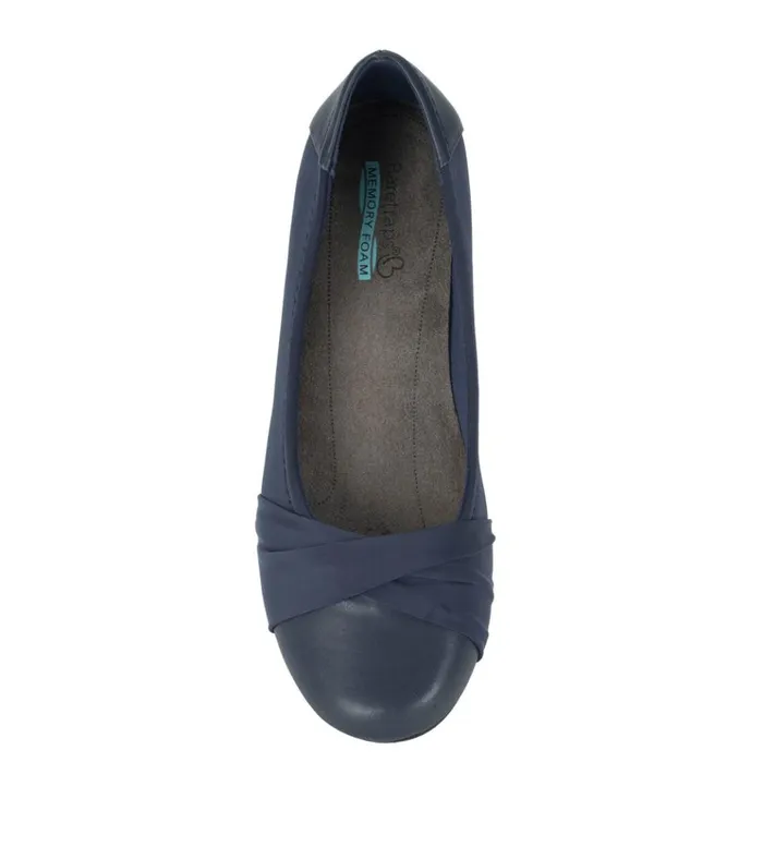 Women Mitsy Casual Flat Navy Baretraps Flats and Loafers
