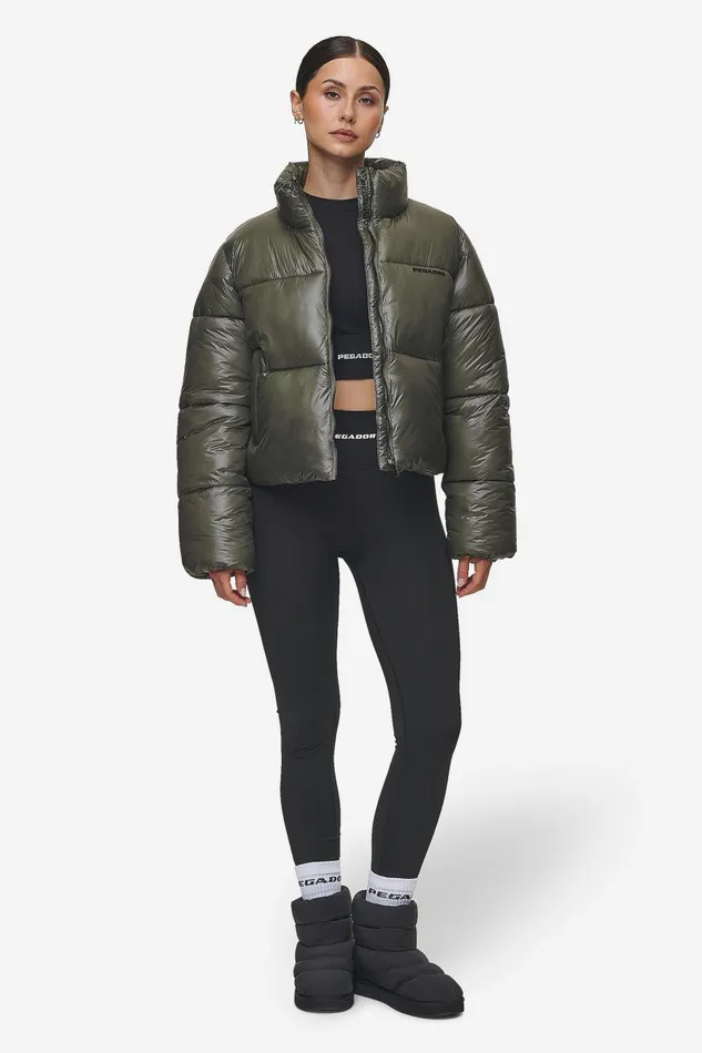 Women Pegador Jacken Georgia Light Glossy Puffer Jacket Mud Olive Women Pegador Jacken Georgia Light Glossy Puffer Jacket Mud Olive
