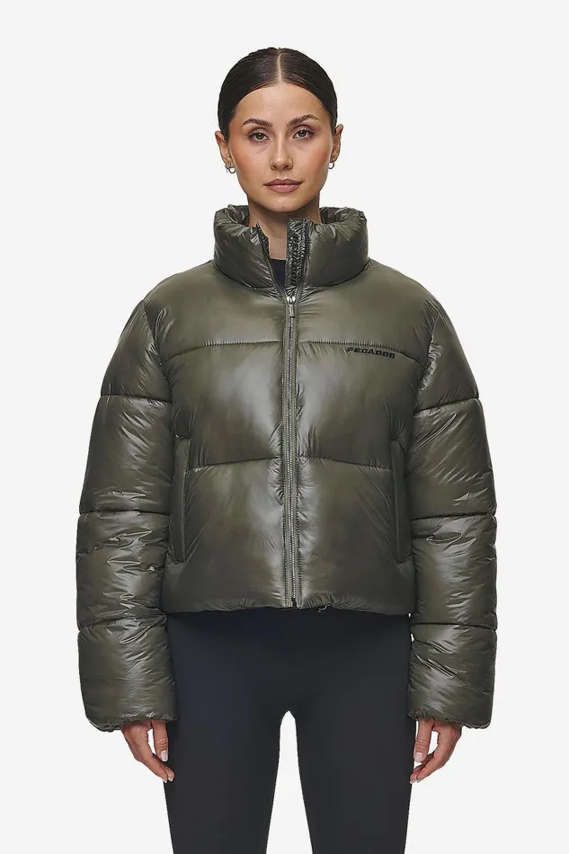 Women Pegador Jacken Georgia Light Glossy Puffer Jacket Mud Olive Women Pegador Jacken Georgia Light Glossy Puffer Jacket Mud Olive