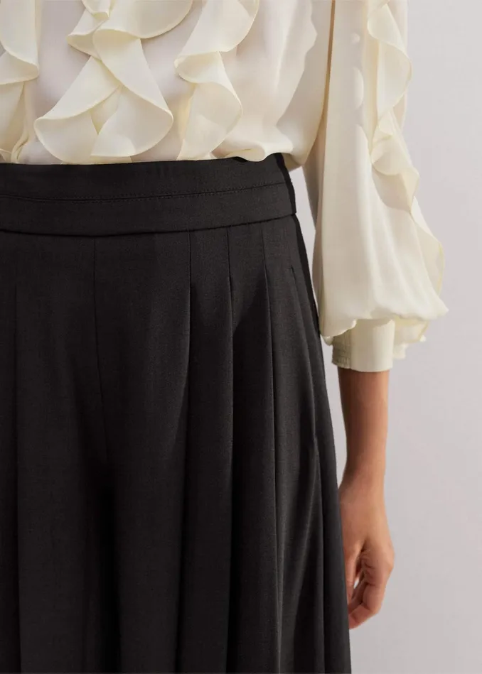 Women Pleated Ultra WideLeg Pant Black MEEM