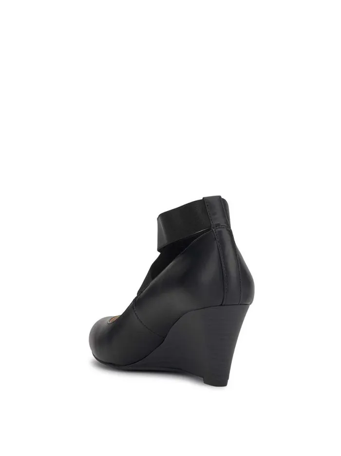 Women Saedra Wedge In Black Jessica Simpson Wedges