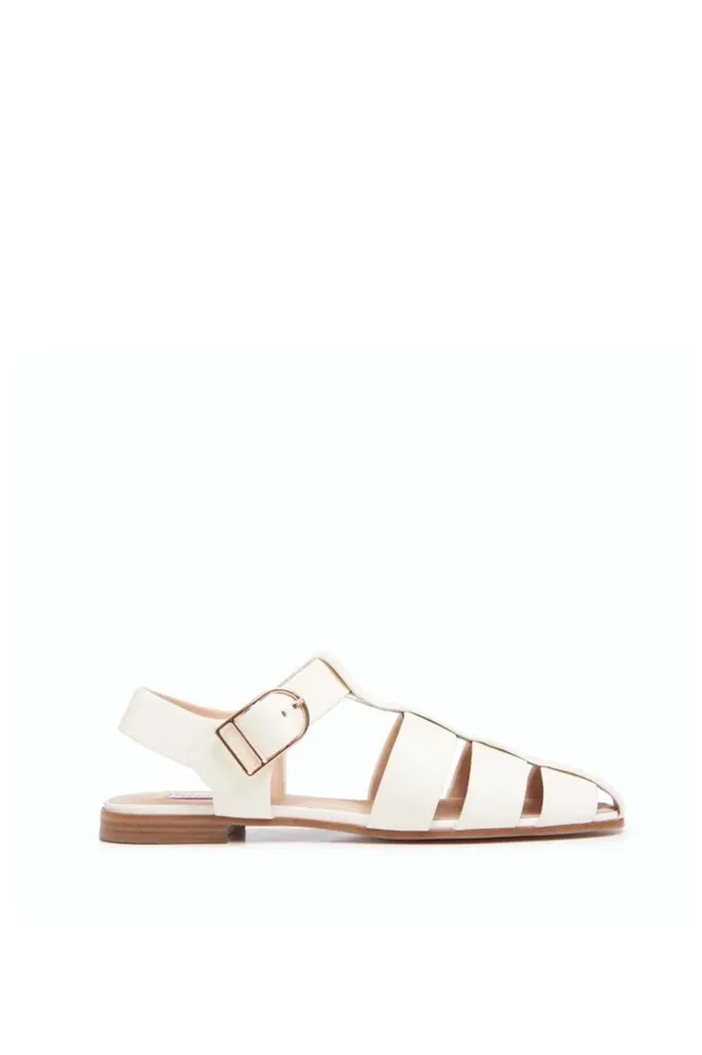 Women Sandals Gabriela Hearst Lynn Flat Sandal In Cream Leather