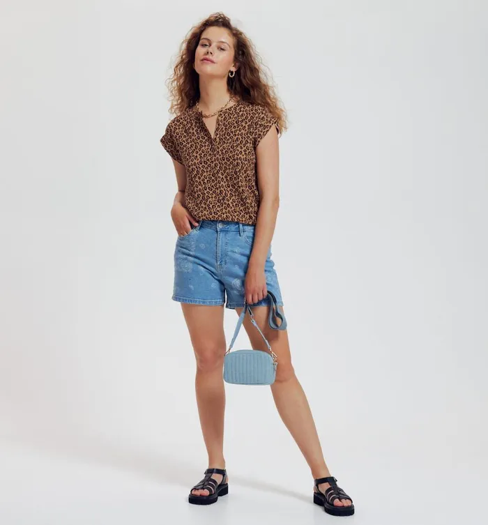Women ShortSleeved Blouse 8211 Chestnut Brown Print Promod Shirts And Tunics Women ShortSleeved Blouse 8211 Chestnut Brown Print Promod Shirts And Tunics