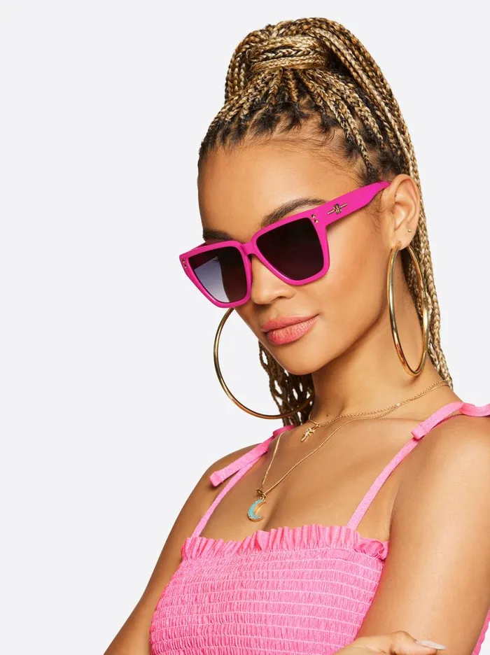 Women Star Studded Cat Eye Sunglasses In Fuchsia Jessica Simpson Sunglasses