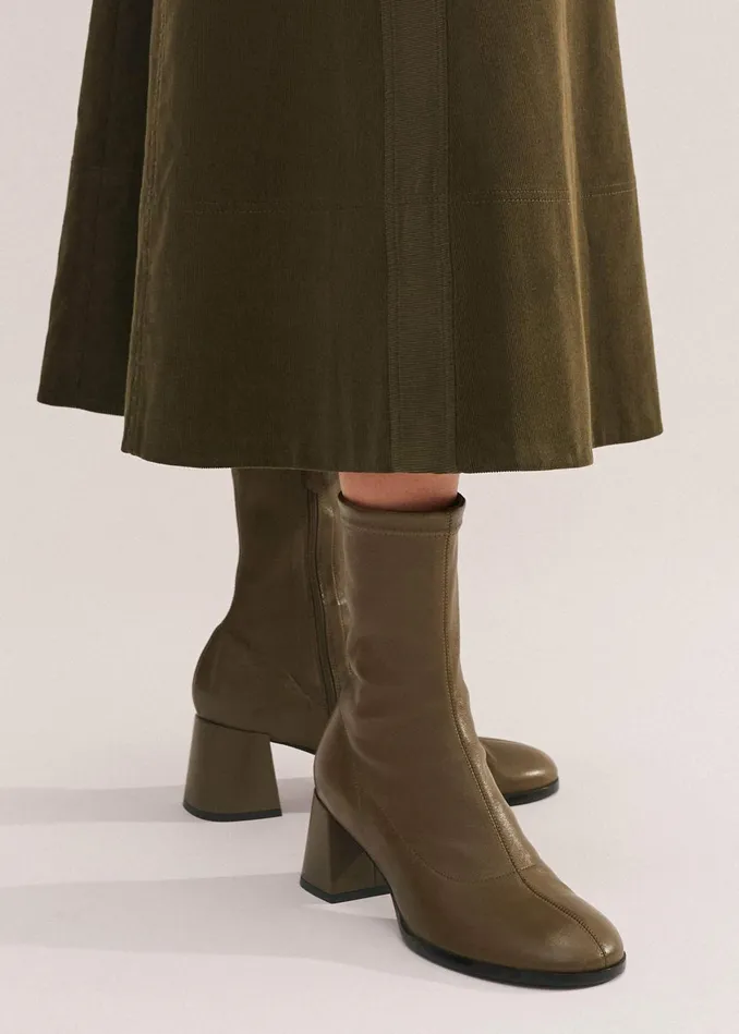 Women Stretch High Ankle Boot Olive MEEM