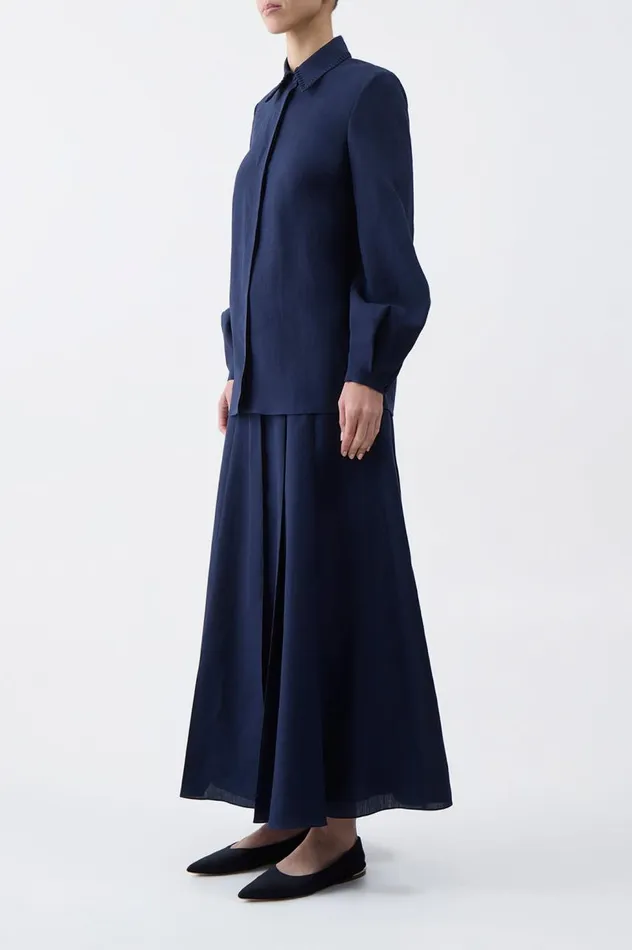 Women Tops Gabriela Hearst Delmer Top In Navy Aloe Linen