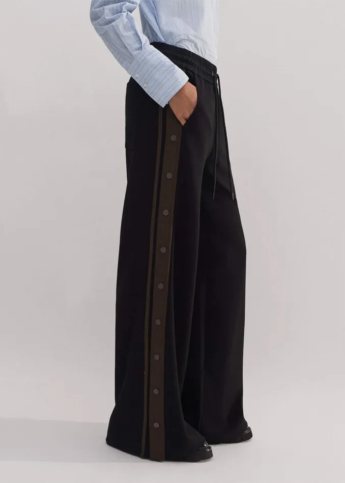 Women Travel Tailoring Snap Detail Track Pant Blackdeep Autumn Olive MEEM